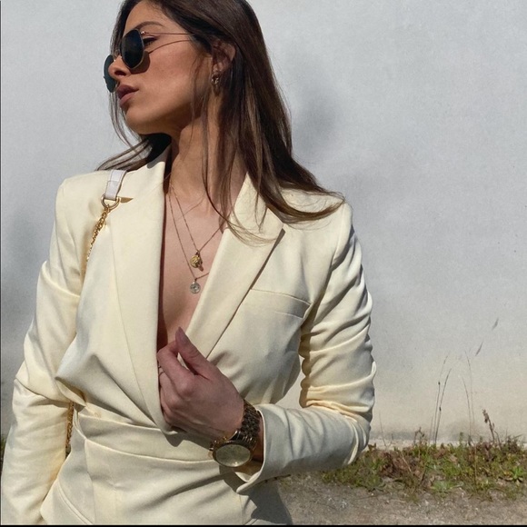 Bloggers Fav Zara Blazer Dress - Picture 6 of 11